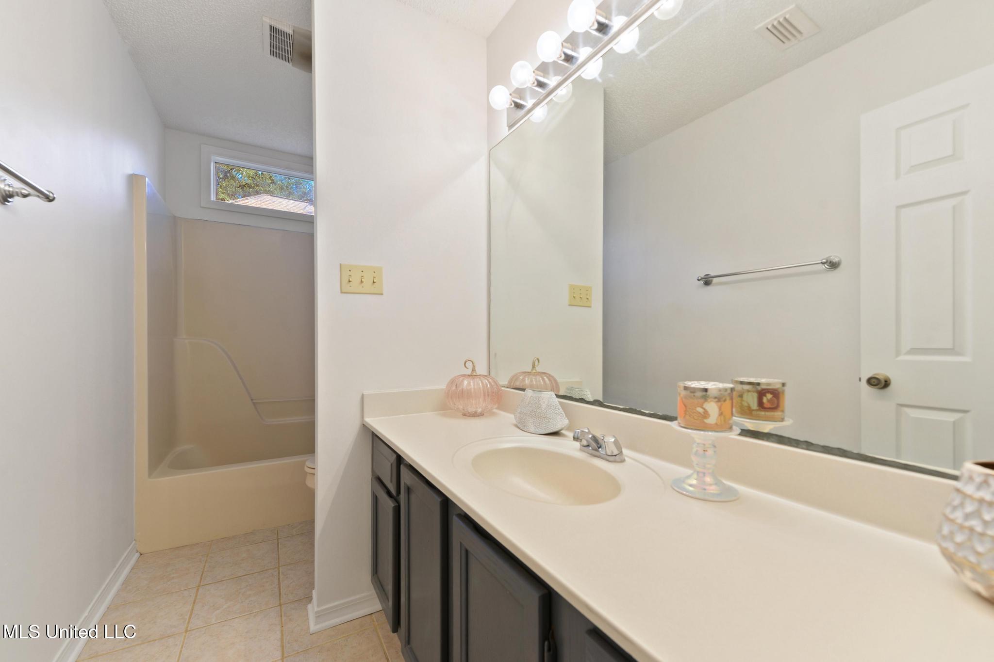 2517 Brighton Circle Biloxi, MS 39531 - Photo 20 of 31 020