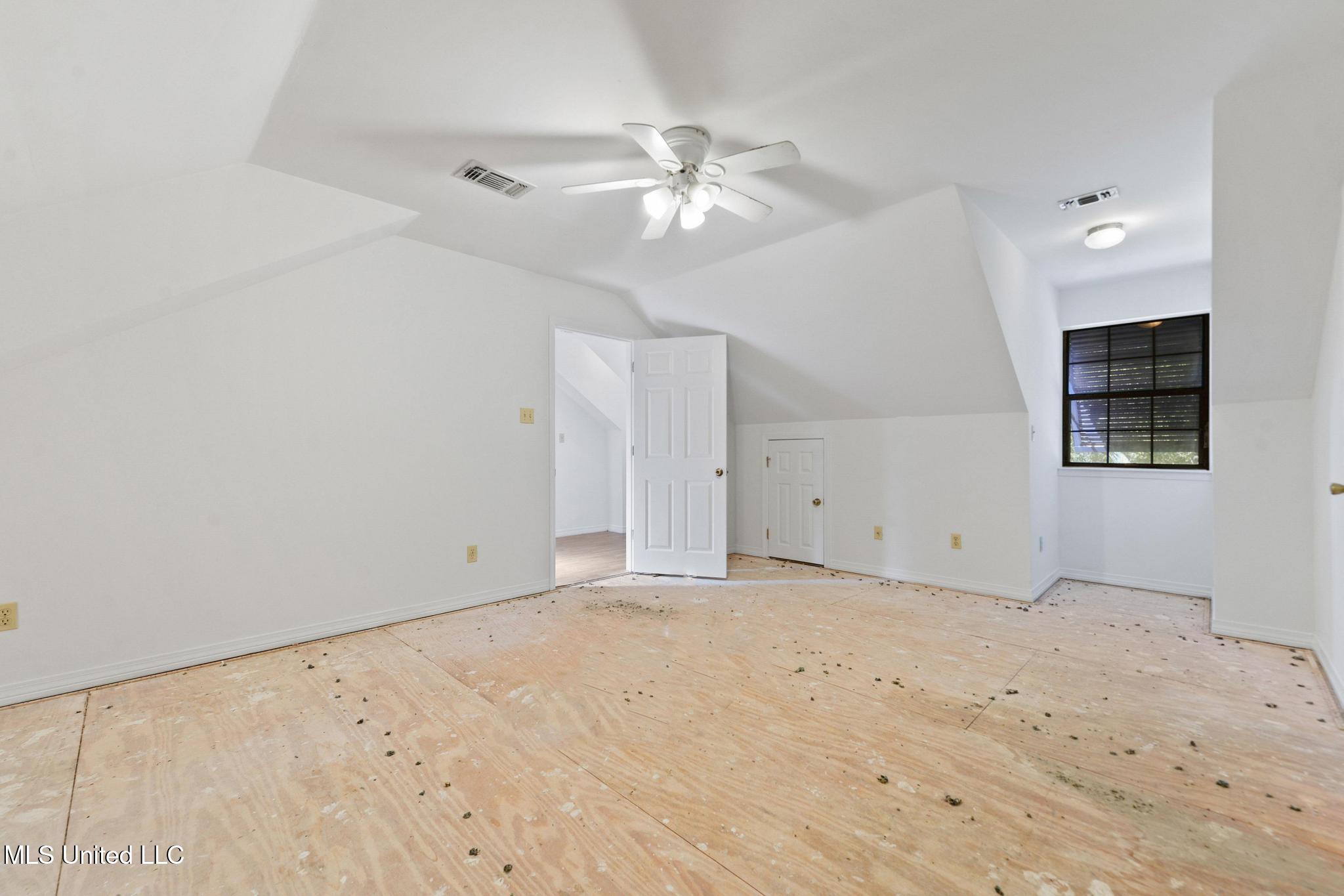 2517 Brighton Circle Biloxi, MS 39531 - Photo 26 of 31 026