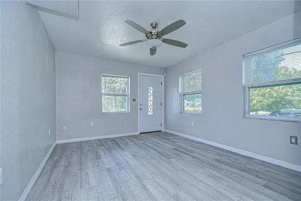 $2,100 | 5325 8th Avenue South, Gulfport, FL 33707