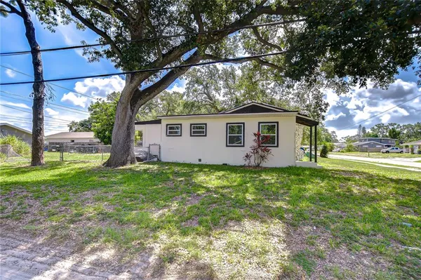 $2,100 | 5325 8th Avenue South, Gulfport, FL 33707