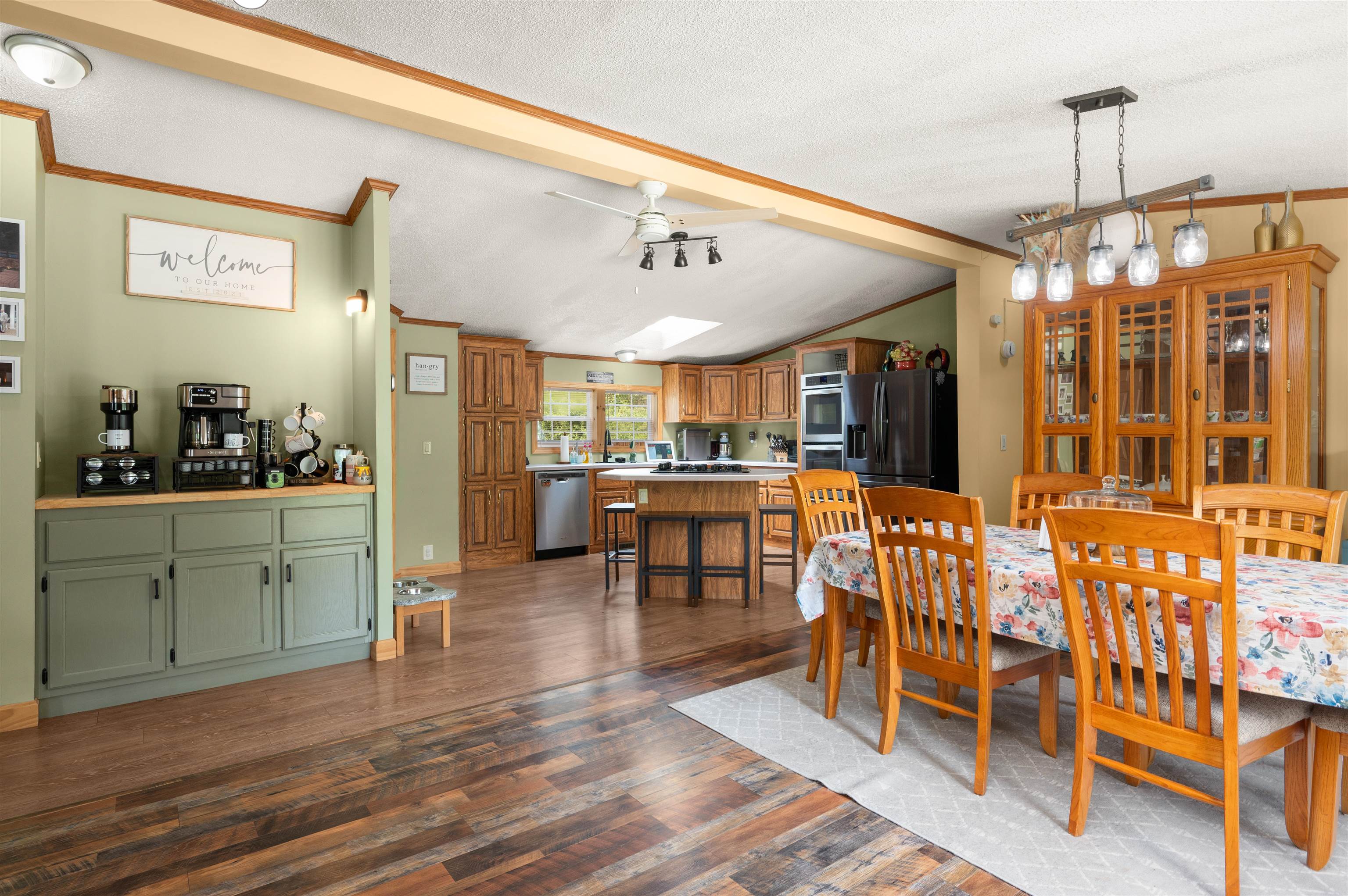 124 Chester Road Raymond, NH 03077 - Photo 26 of 43 Gallery Image 26