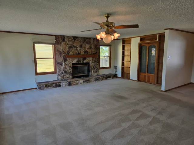 $239,900 | 14727 Whipple Street, Posen, IL 60469