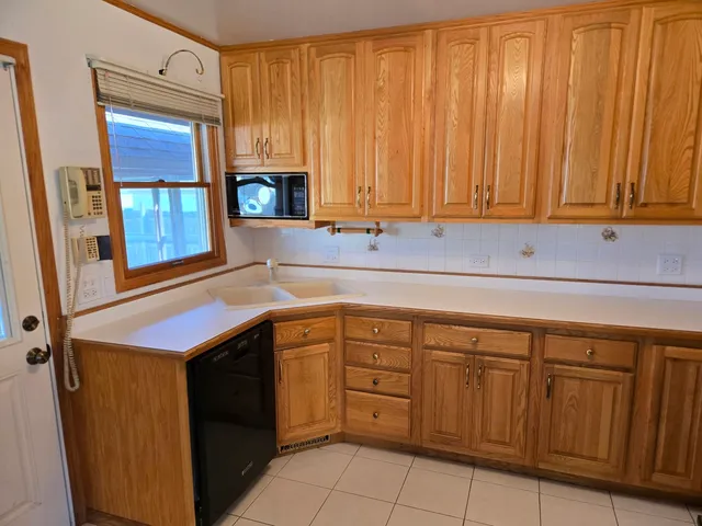 $239,900 | 14727 Whipple Street, Posen, IL 60469