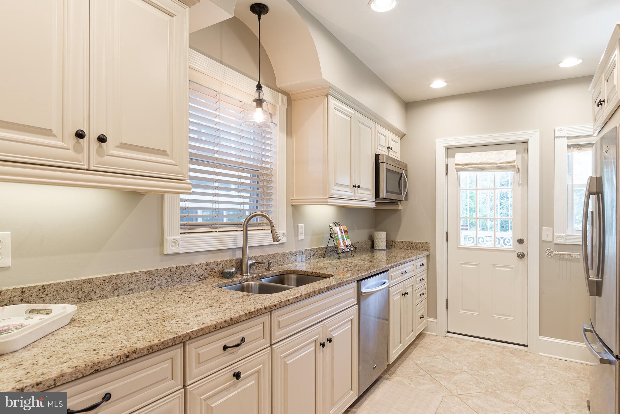 5925 16th Street Northwest Washington, DC 20011 - Photo 11 of 29