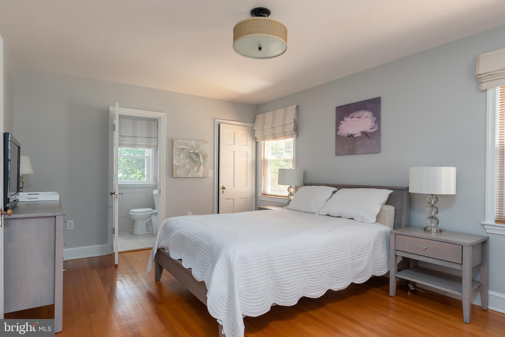 5925 16th Street Northwest Washington, DC 20011 - Photo 15 of 29 Master bedroom with en-suite full bath