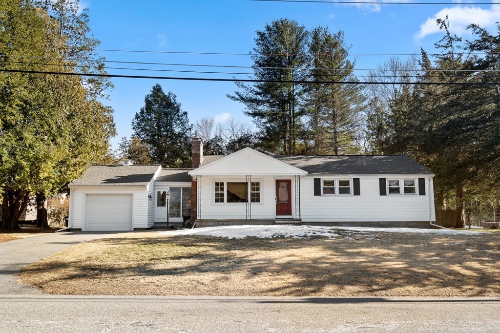 8 Wildes Road Chelmsford, MA 01824 - Photo 1 of 36 Gallery Image 1