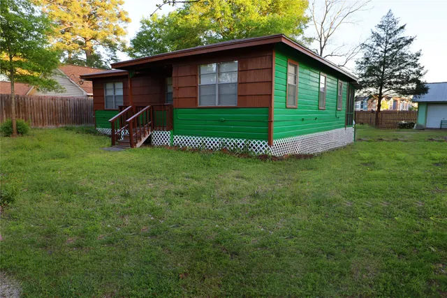 $1,500 | 21702 East Memorial Drive, Porter, TX 77365