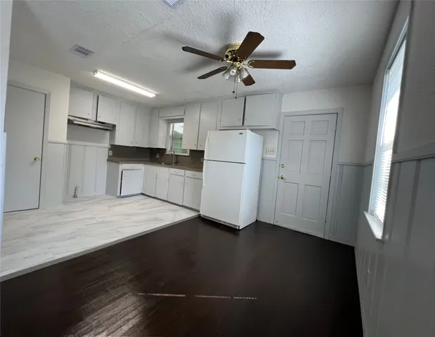 $1,500 | 21702 East Memorial Drive, Porter, TX 77365