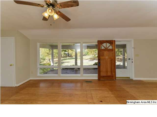 1669 Shannon Road Bessemer, AL 35022 - Photo 5 of 31
