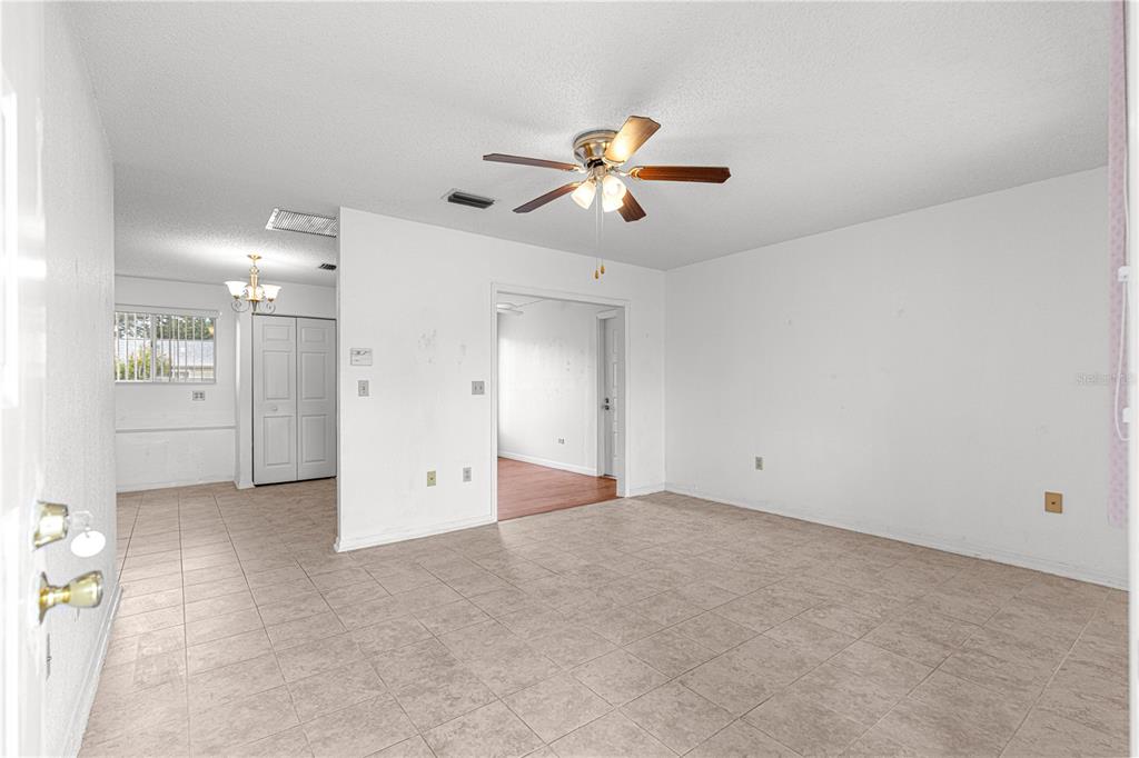 8208 Southwest 108th Ln Road Ocala, FL 34481 - Photo 3 of 55