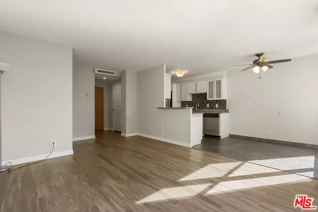 $399,000 | 100 Atlantic Avenue, Unit 516, Long Beach, CA 90802