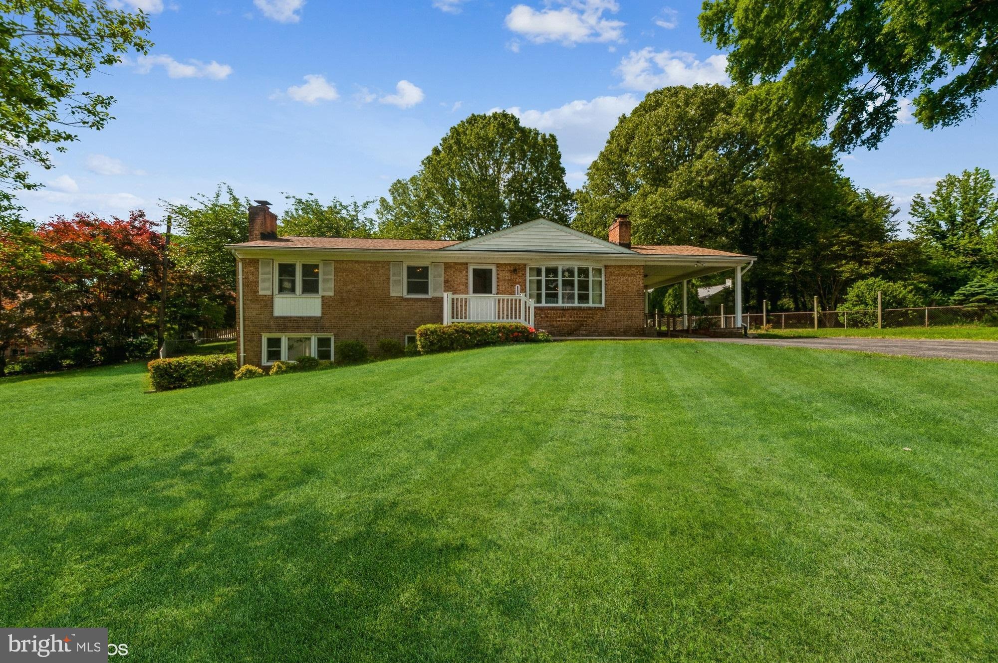 2006 Valley Road Annapolis, MD 21401 - Photo 1 of 29 Gallery Image 1