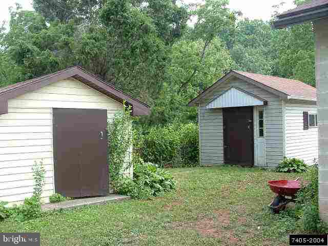 1640 Bamberger Road Lewisberry, PA 17339 - Photo 2 of 6 Gallery Image 2