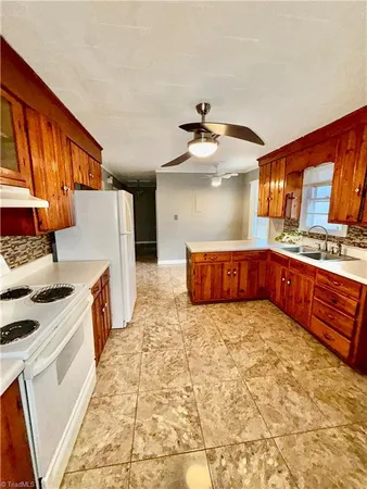 $294,900 | 1105 East Springfield Road, High Point, NC 27263