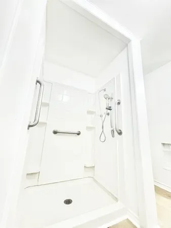 $1,800 | 2108 Horn Road, Bay City, TX 77414