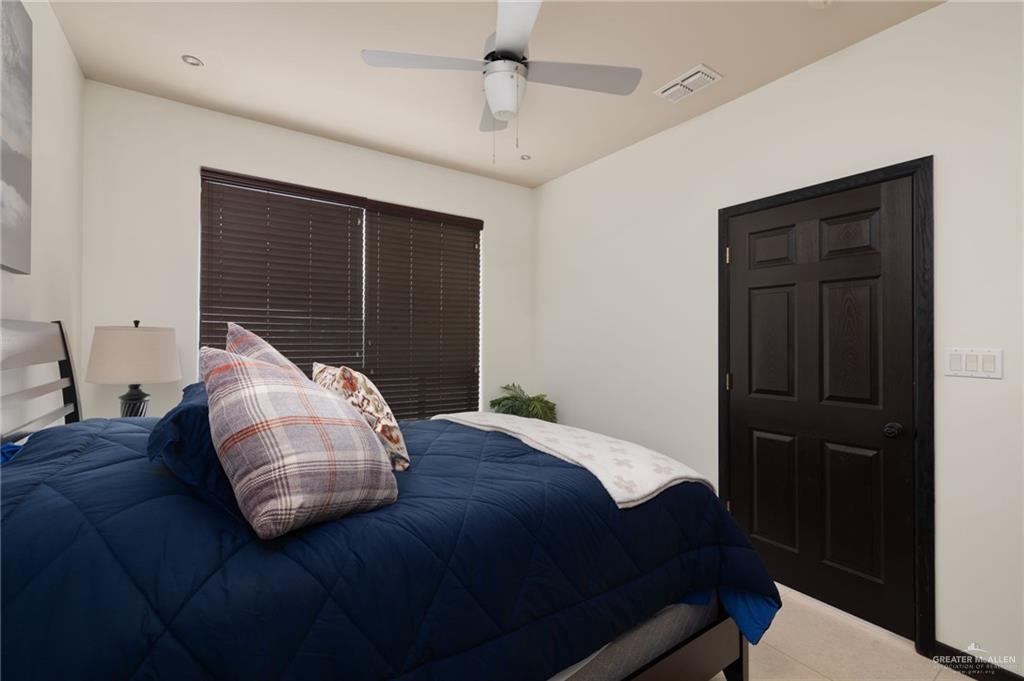 813 Travis Street, Unit 323 Mission, TX 78572 - Photo 8 of 22