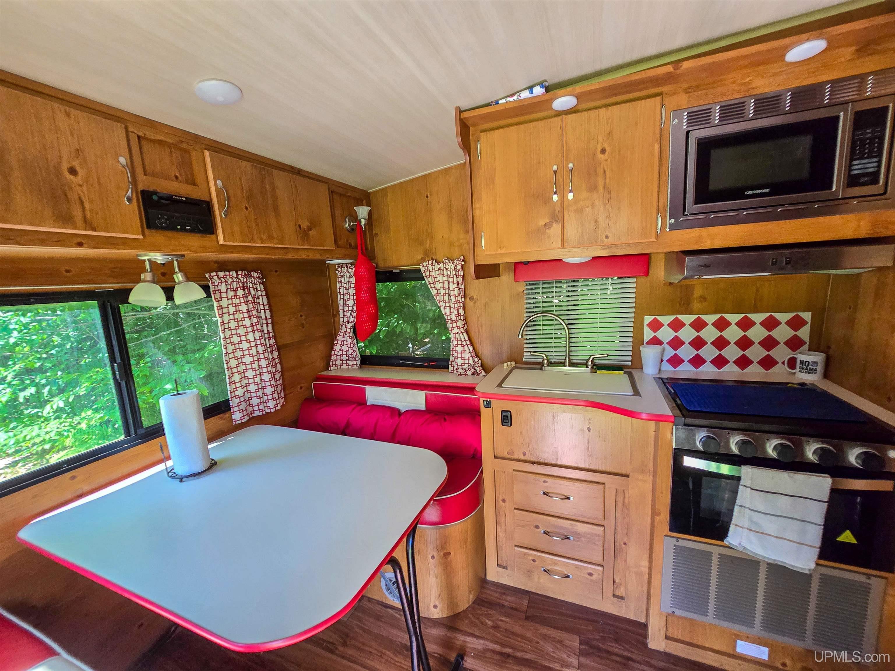 N7772 Ridge Road Munising, MI 49862 - Photo 25 of 33 Gallery Image 25