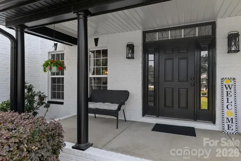 $729,999 | 1840 Sapona Court, Denver, NC 28037