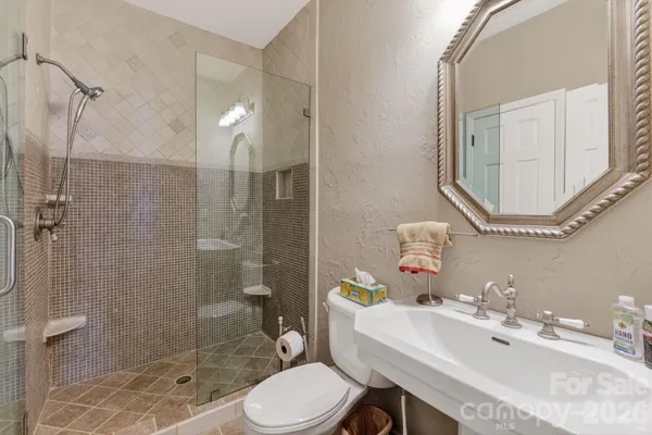 $1,350,000 | 18525 Vineyard Point Lane, Cornelius, NC 28031