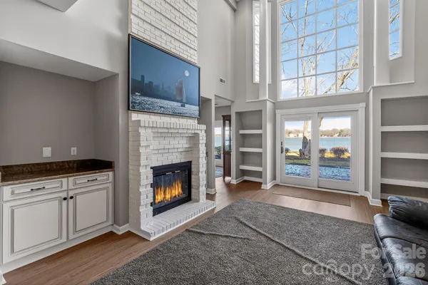 $1,350,000 | 18525 Vineyard Point Lane, Cornelius, NC 28031