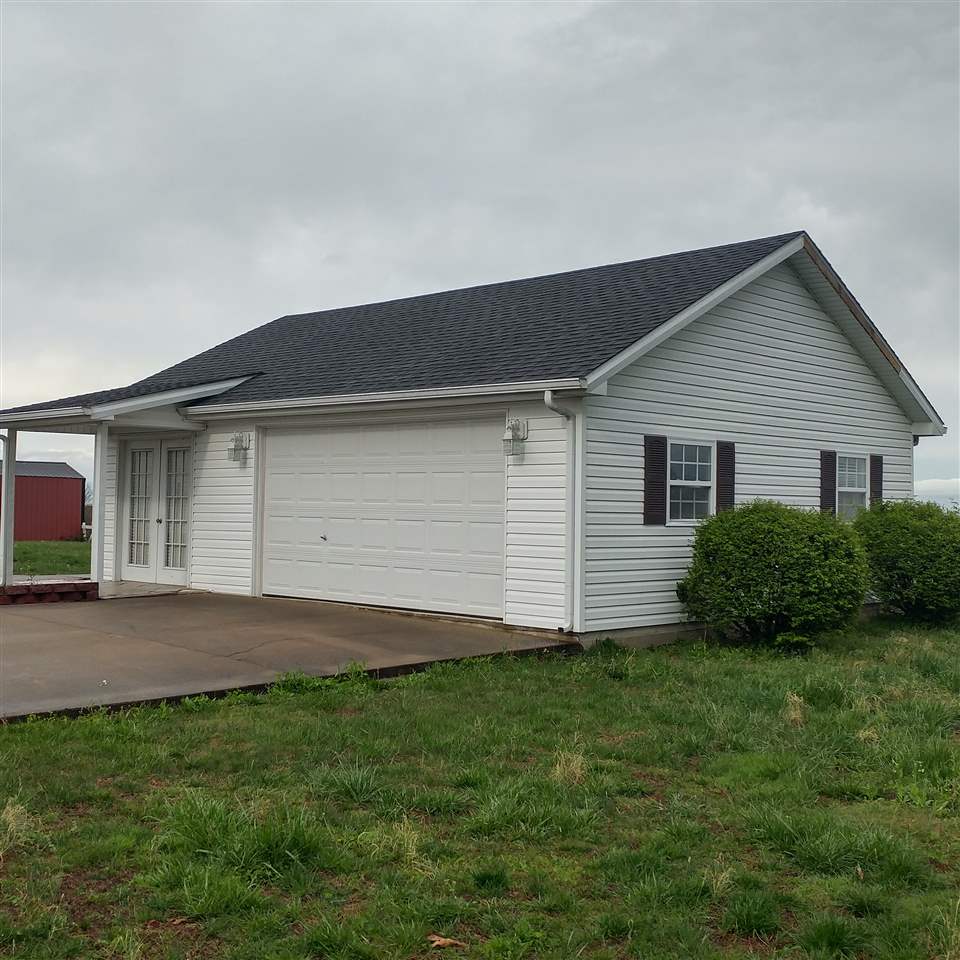 1976 Neafus Road Morgantown, KY 42261 - Photo 4 of 5 Gallery Image 4