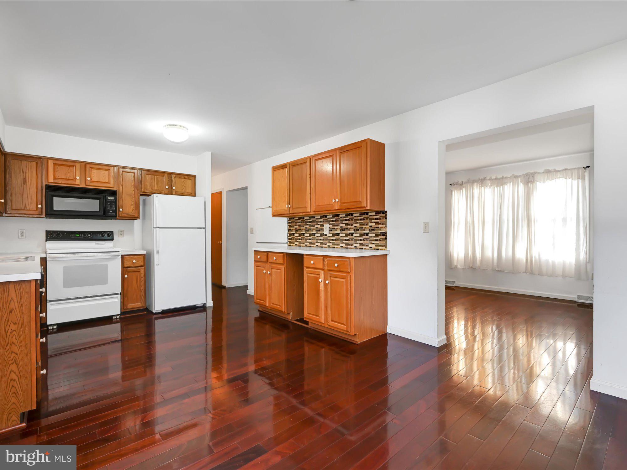 17 Cowpath Denver, PA 17517 - Photo 8 of 26 Gallery Image 8