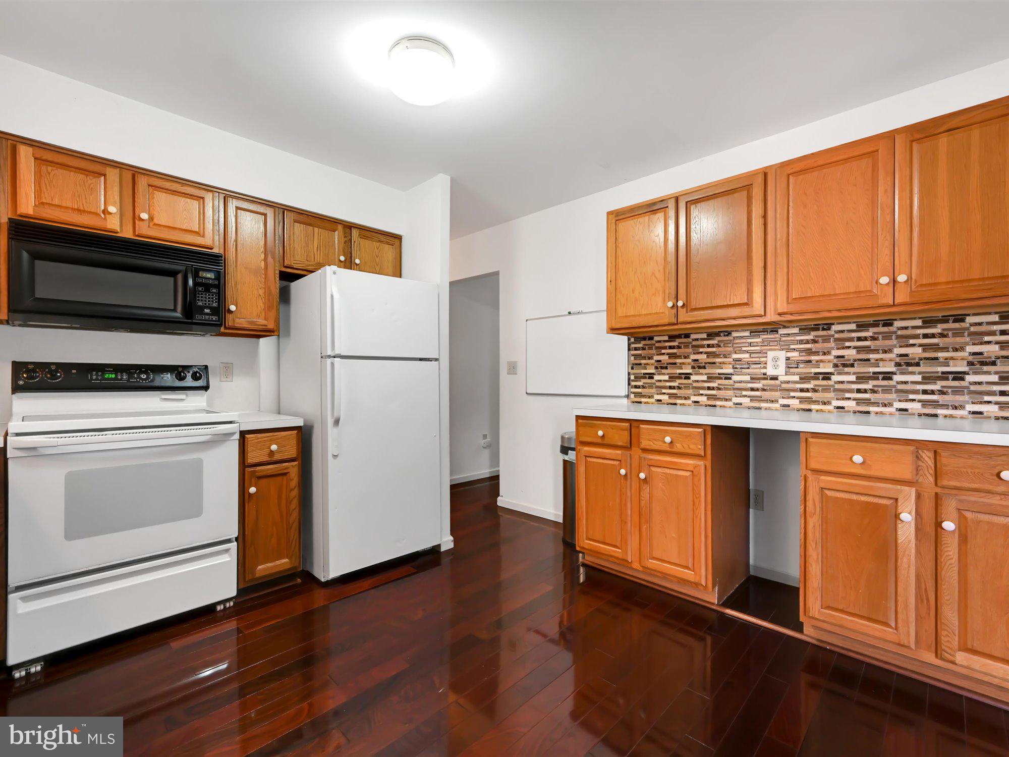 17 Cowpath Denver, PA 17517 - Photo 10 of 26 Gallery Image 10