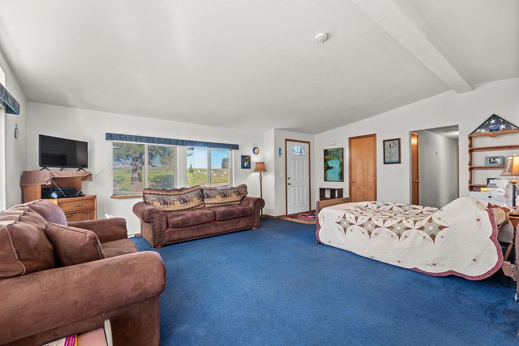 21314 North Division Road Colbert, WA 99005 - Photo 31 of 34