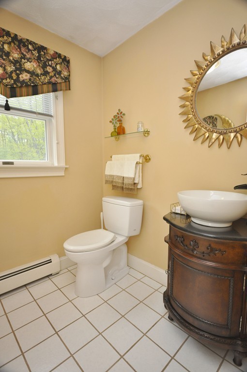 13 Erin Way Middleton, MA 01949 - Photo 16 of 30 Gallery Image 16