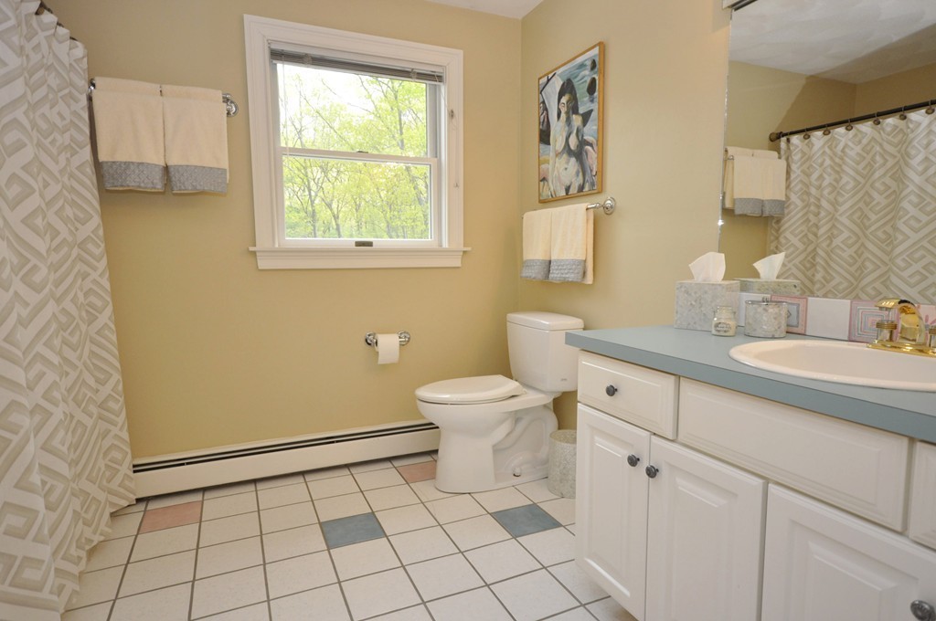 13 Erin Way Middleton, MA 01949 - Photo 22 of 30 Gallery Image 22