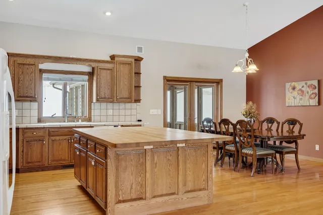 $510,000 | W20744 Hammer Lane, Gale, WI 54630