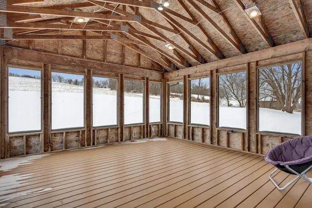 $510,000 | W20744 Hammer Lane, Gale, WI 54630