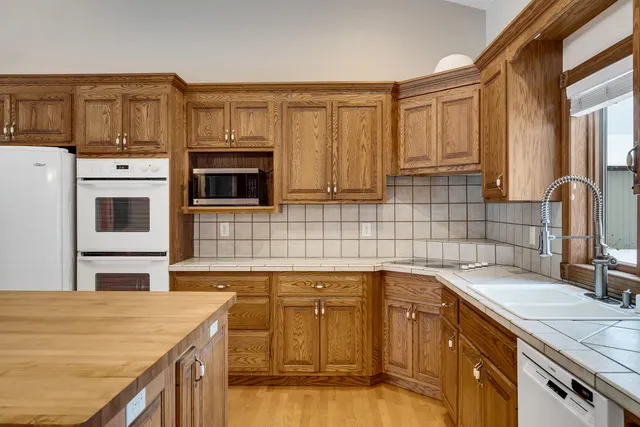 $510,000 | W20744 Hammer Lane, Gale, WI 54630