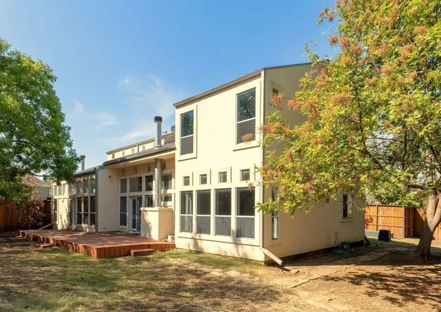 $500,000 | 4232 Las Brisas Court, Irving, TX 75038