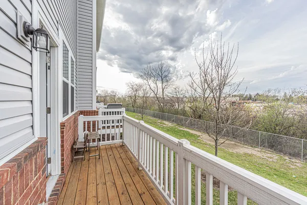 $3,750 | 780 Weller Drive, Des Plaines, IL 60016