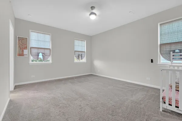 $3,750 | 780 Weller Drive, Des Plaines, IL 60016