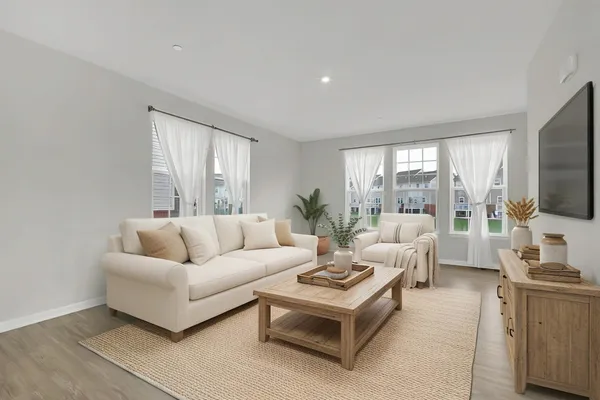 $3,750 | 780 Weller Drive, Des Plaines, IL 60016