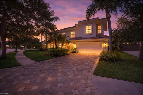 $1,650,000 | 2844 Coco Lakes Drive, Naples, FL 34105