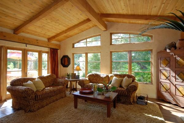 2295 Las Tunas Road Santa Barbara, CA 93103 - Photo 3 of 9 Living Room
