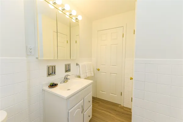 $199,990 | 157 Picturesque Drive, Greece, NY 14616