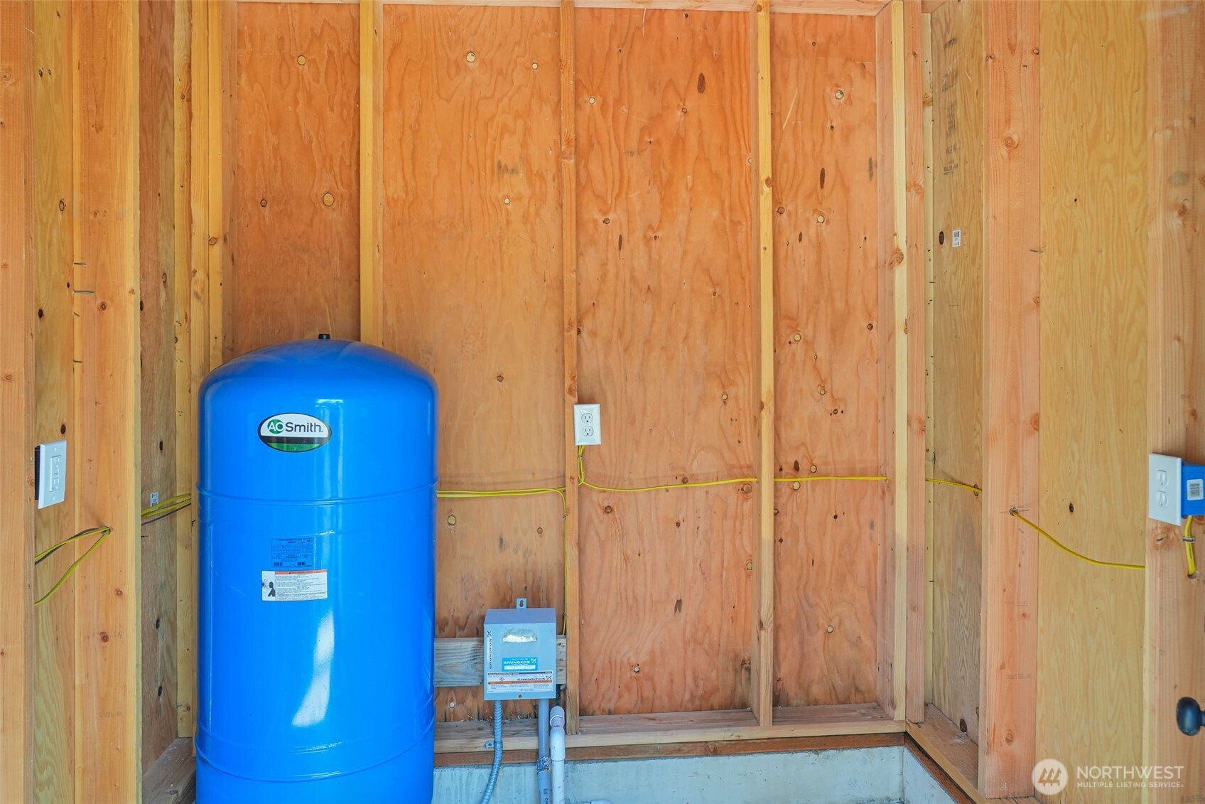 207 Sanderson Road Chehalis, WA 98532 - Photo 9 of 17