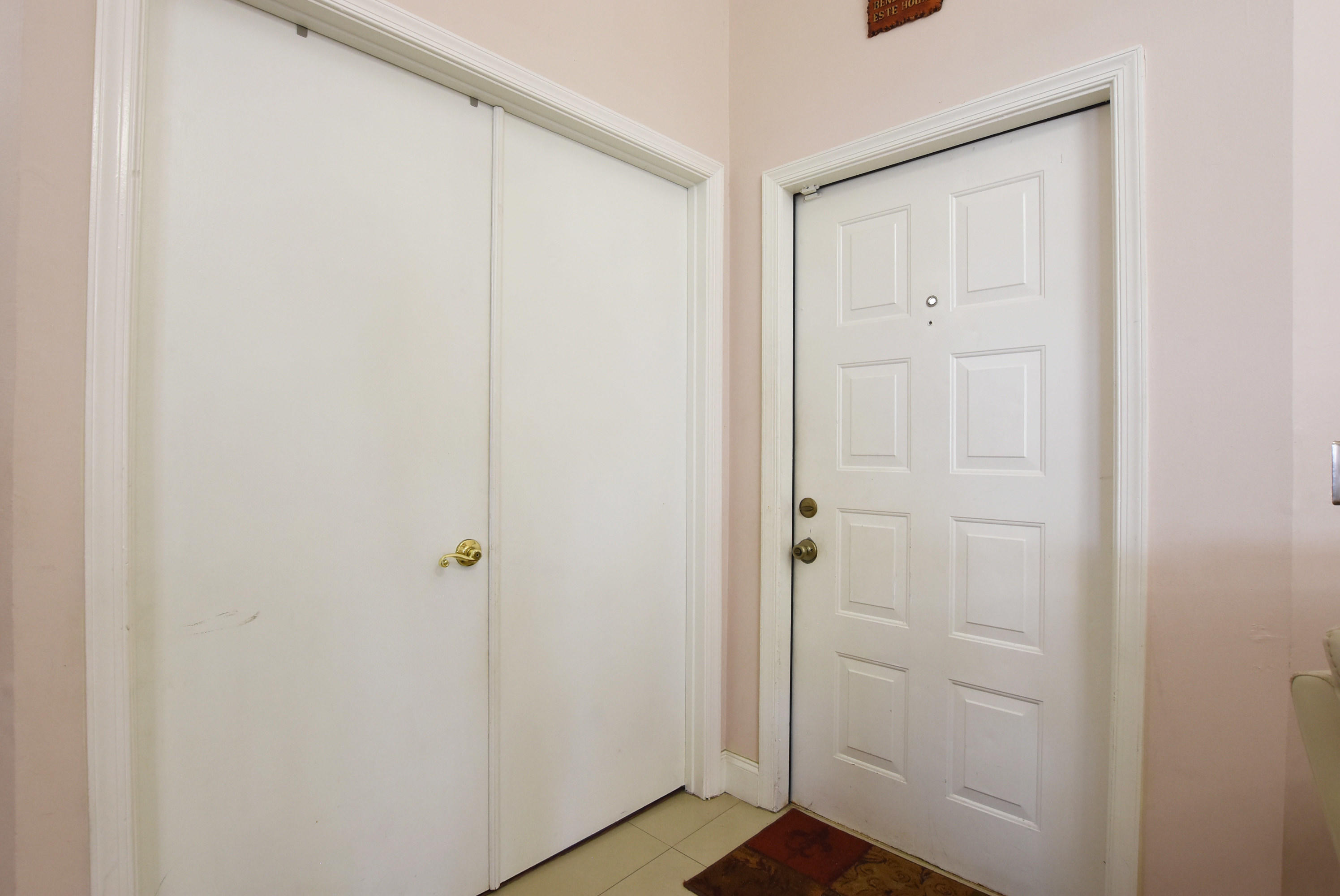 8478 Dynasty Drive Boca Raton, FL 33433 - Photo 5 of 42 16_dsc_9159