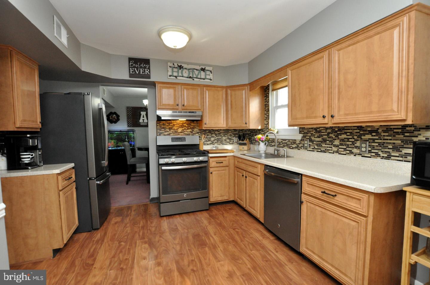 321 Monroe Avenue Cherry Hill, NJ 08002 - Photo 11 of 22 Gallery Image 11