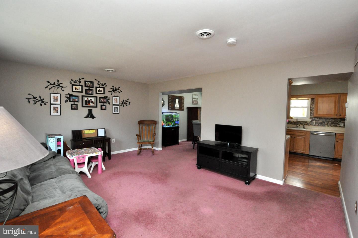 321 Monroe Avenue Cherry Hill, NJ 08002 - Photo 4 of 22 Gallery Image 4