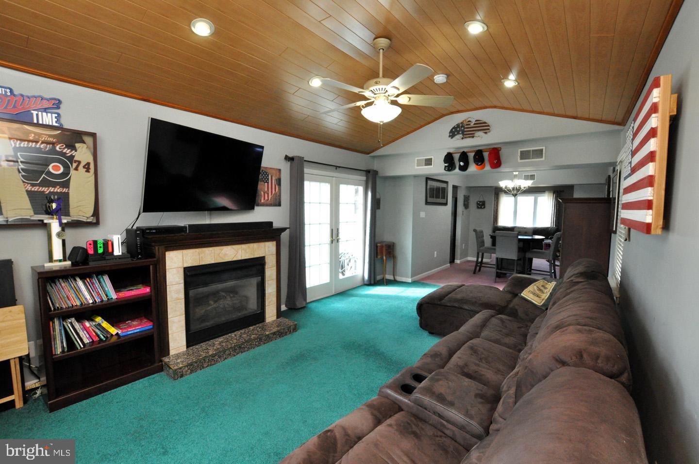 321 Monroe Avenue Cherry Hill, NJ 08002 - Photo 9 of 22 Gallery Image 9