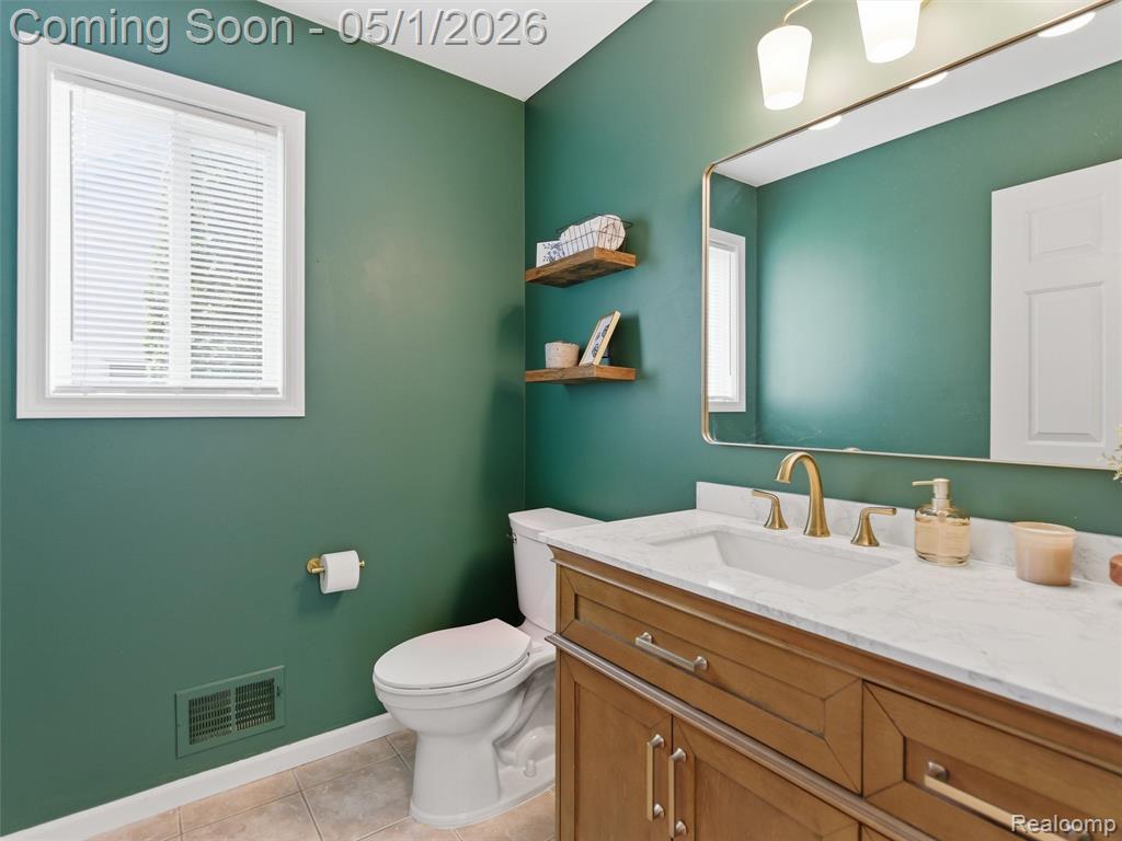 2550 Brilliance Rochester, MI 48309 - Photo 8 of 43