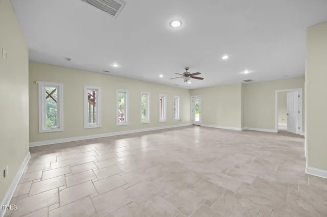 $920,000 | 553 Waterside Drive, Yanceyville, NC 27379