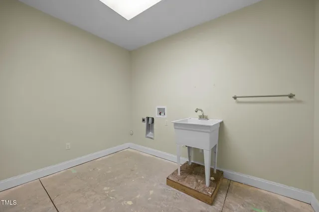 $920,000 | 553 Waterside Drive, Yanceyville, NC 27379