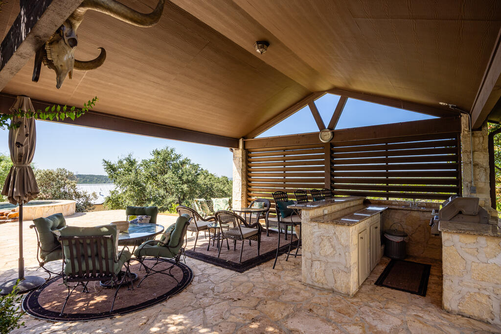2954 Goat Creek Road Kerrville, TX 78028 - Photo 45 of 66 Large Entertaining Area
