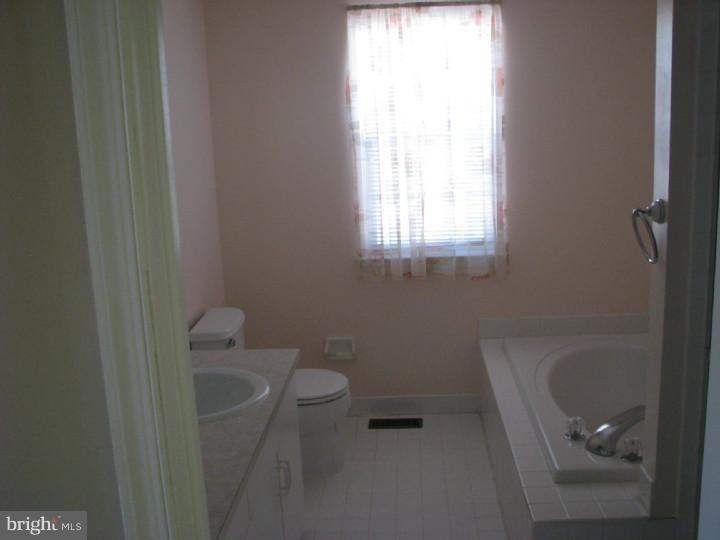 912 Hamilton Road Collegeville, PA 19426 - Photo 13 of 22 Master Bathroom